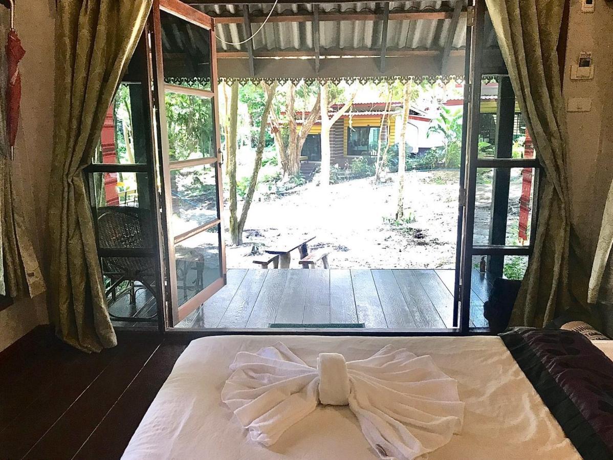 Lipe Sunset Forest Resort Ngoại thất bức ảnh