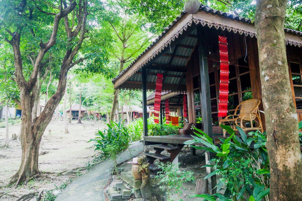 Lipe Sunset Forest Resort Ngoại thất bức ảnh
