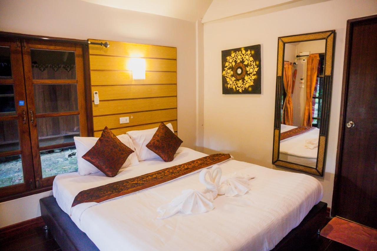 Lipe Sunset Forest Resort Ngoại thất bức ảnh